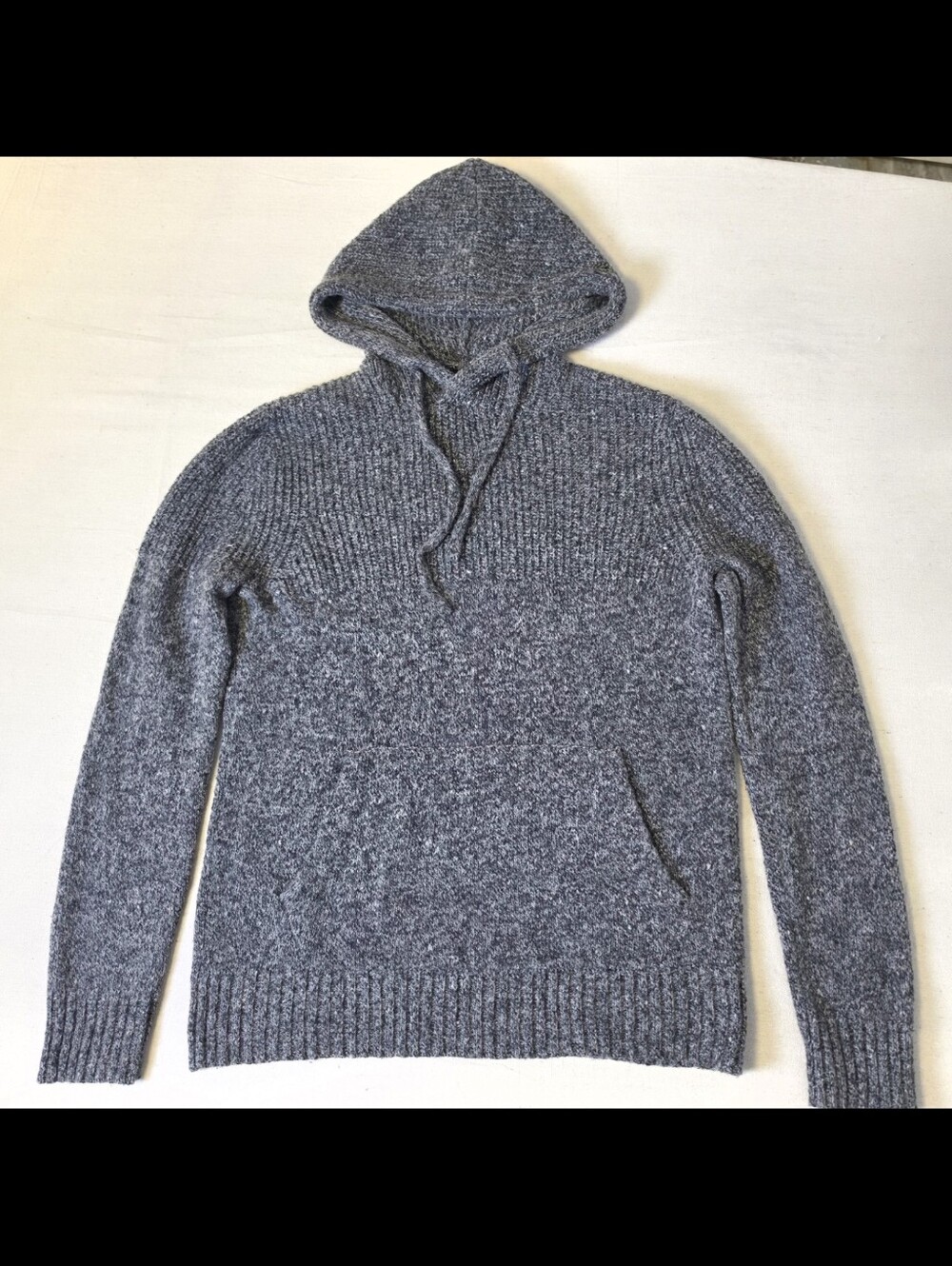 American Eagle Men's Knit Pullover Hoodie Gray Pockets Drawstring Size M